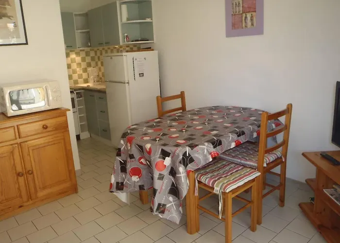 Appt 3 Pieces 32m2 + Terrasse 13m2 Ref 4050 Le Castellas